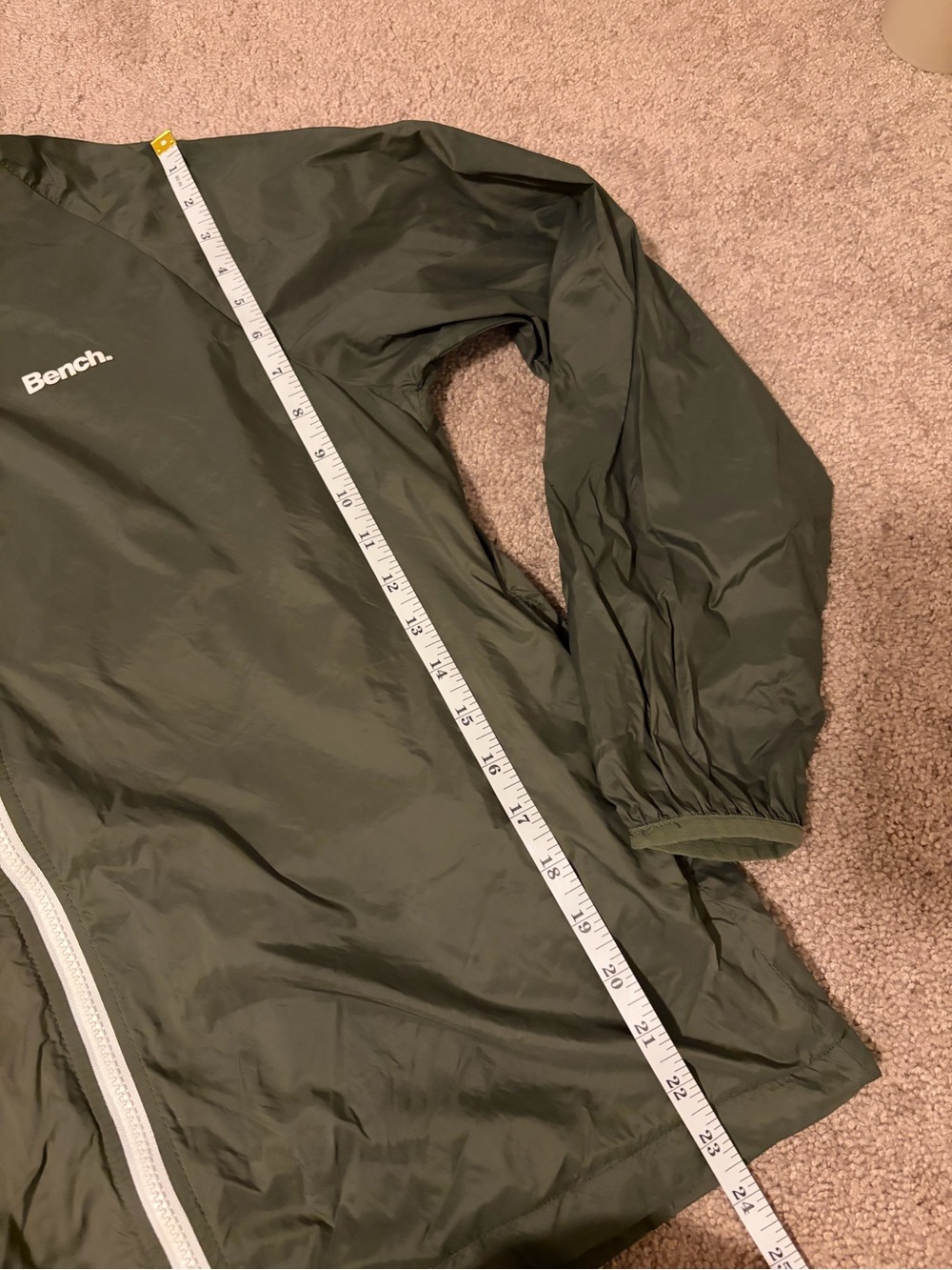🐢 BENCH - Green Large Jacket - Picture 7 of 9
